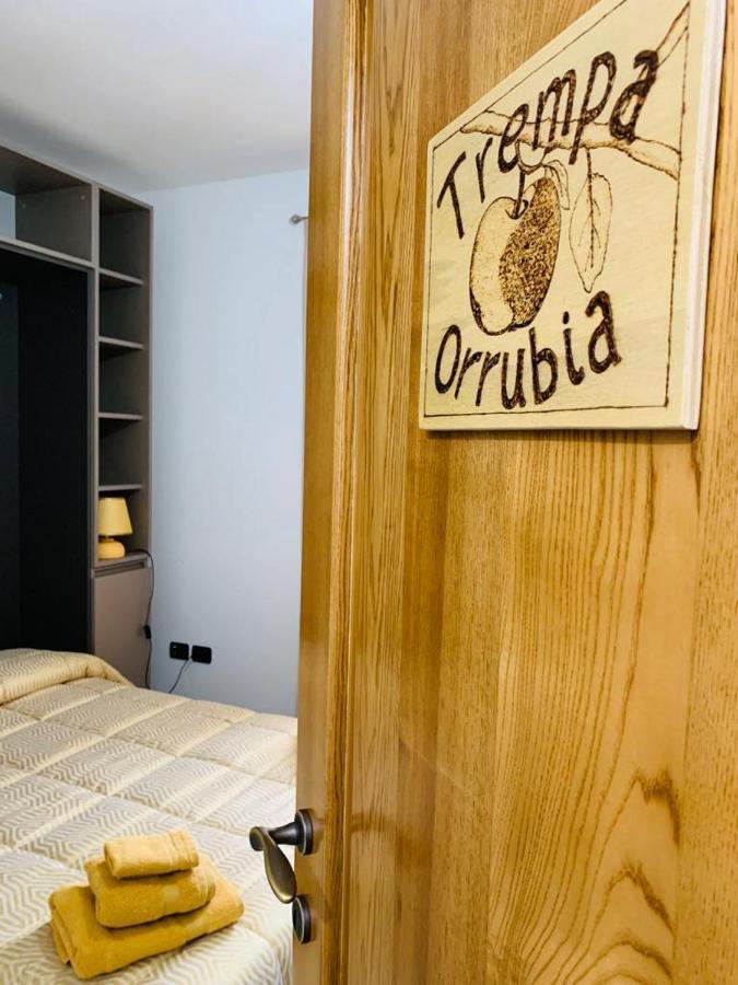 Il Vecchio Ulivo Sa Tanca Bed & Breakfast Ussassai Bagian luar foto